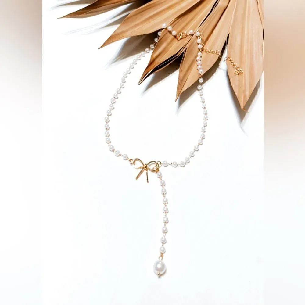 Anthropologie bow twist